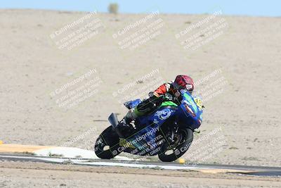 media/Oct-05-2025-CVMA (Sun) [[beeef4f201]]/Race 11-500-400(4)-350 Supersport/